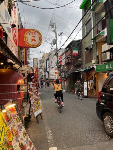 花月横路地の先